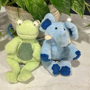 Pottery Barn Kids 2 plush Stuffed Animals 7in Frog and Elephant‎ like new